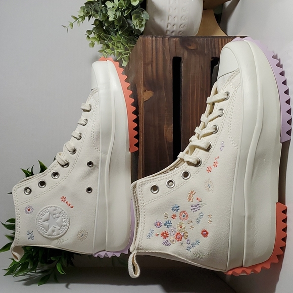 Converse Run Star Hike Hi Platform Embroidered Floral Unisex Sz: /A01583C - Picture 7 of 14